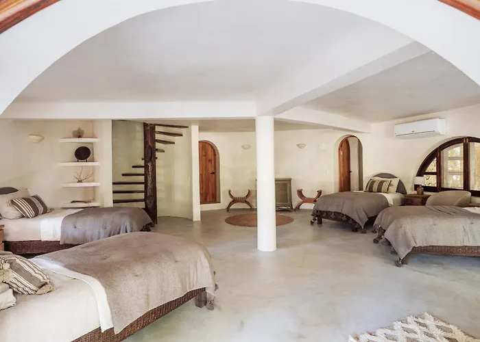 Onze Xpuha Sanctuary, Tulum Villa *