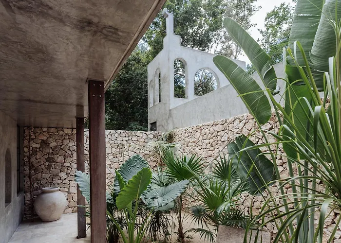 Onze Xpuha Sanctuary, Tulum Villa *